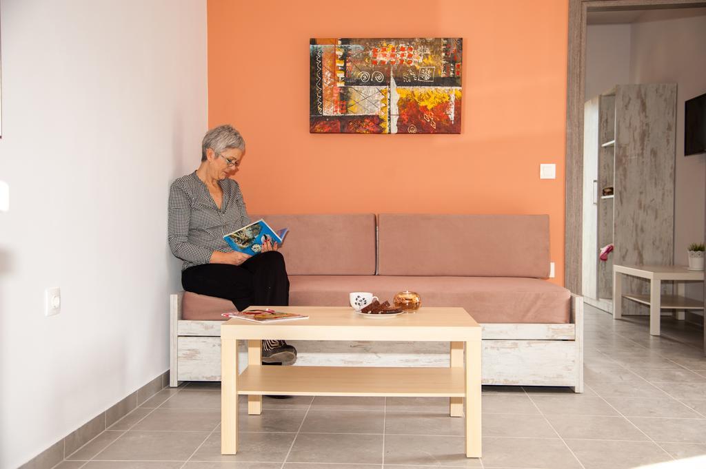 Efrilias Studios & Apartments Kíssamos Dış mekan fotoğraf