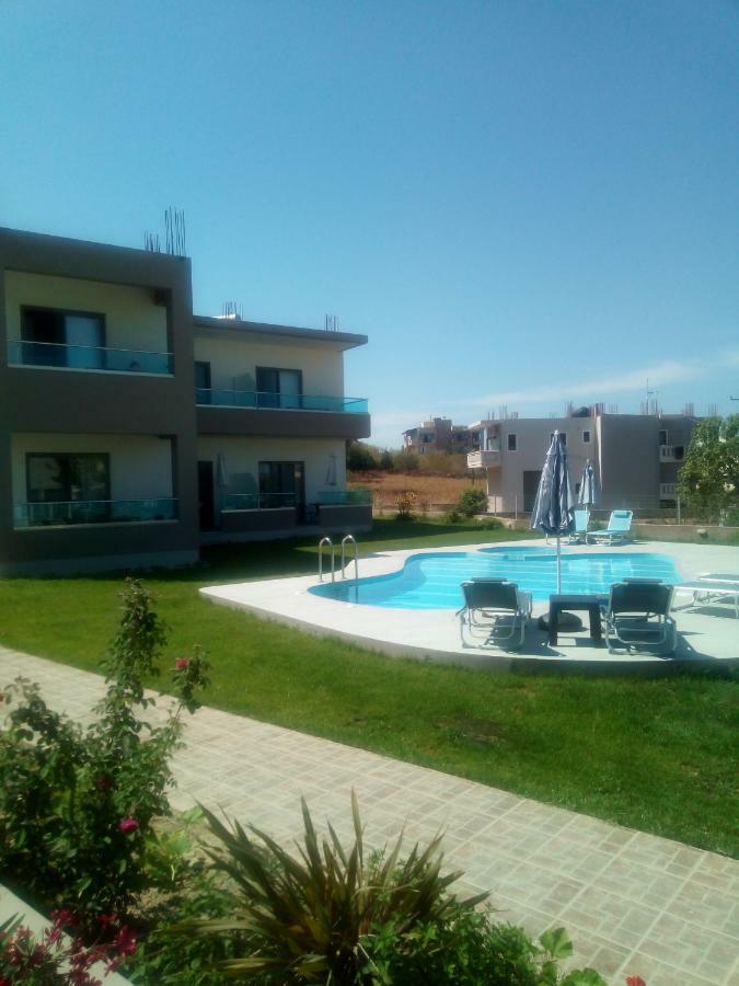 Efrilias Studios & Apartments Kíssamos Dış mekan fotoğraf
